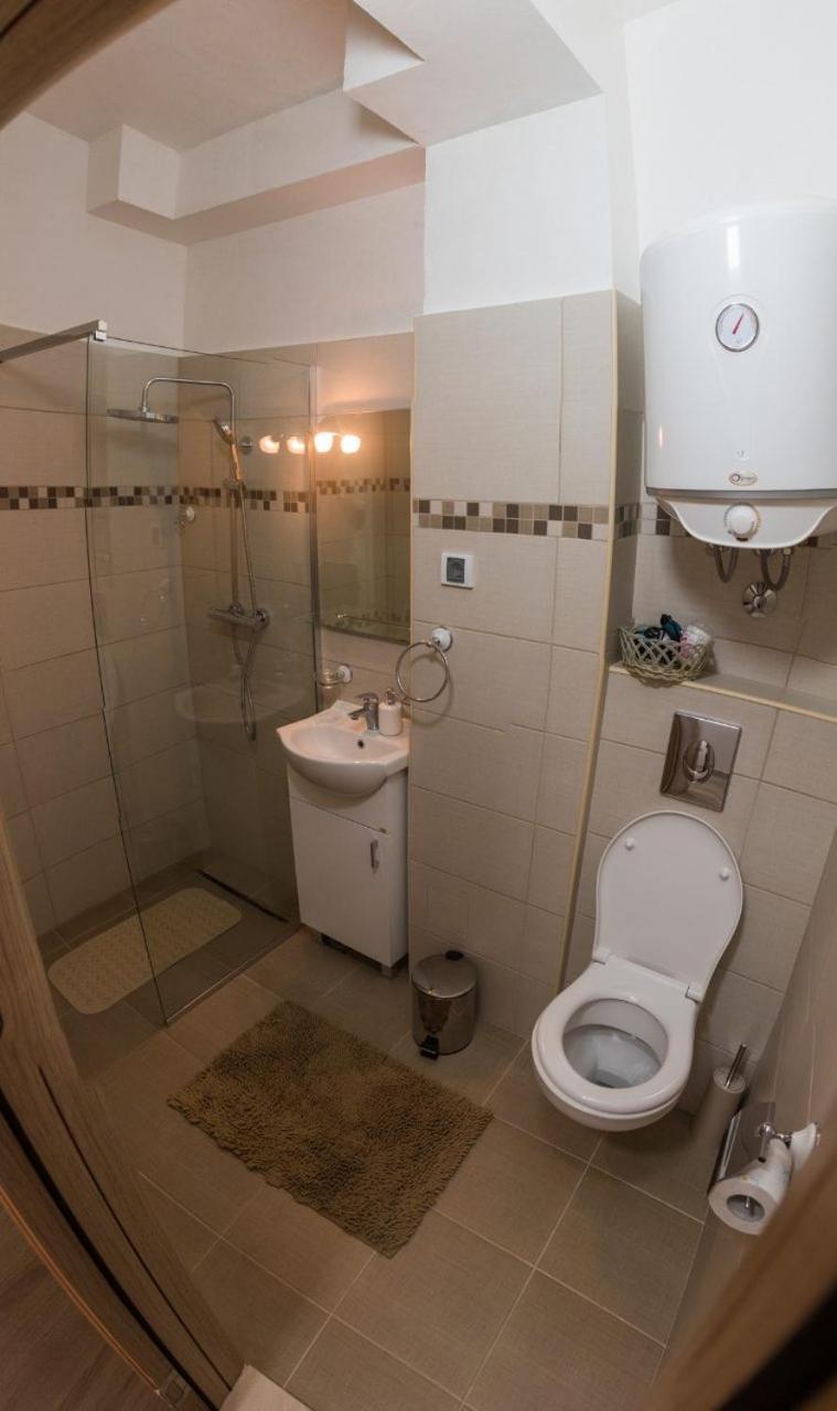 " Tiamat " Apartmani Τίβατ Εξωτερικό φωτογραφία